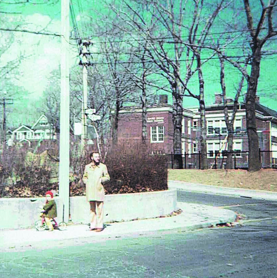 Balmy Beach School NE corner Balsam @ Pine 1970