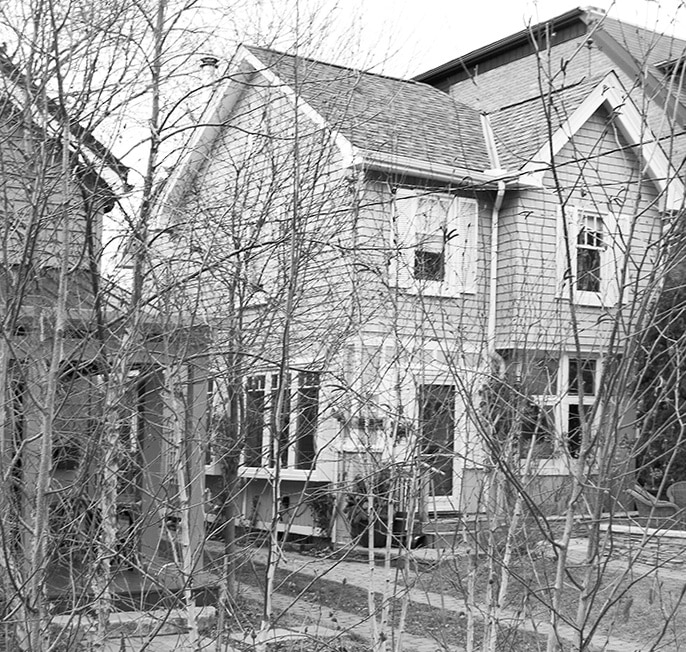 House, Waverley Road, no. 32, west side, north of Kew Beach Avenue, Toronto, Ont. Email Print Facebook Twitter House, Waverley Road, no. 32, west side, north of Kew Beach Avenue, Toronto, Ont. Open in full size Open in full size Unknown Year/Format: 1972, Picture Subjects: Beach (Toronto, Ont.) Dwellings--Ontario--Toronto Waverley Road (Toronto, Ont.)