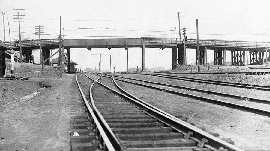 The Main Street railway bridge as it looked in 1915. PHOTO: City of Toronto Archives