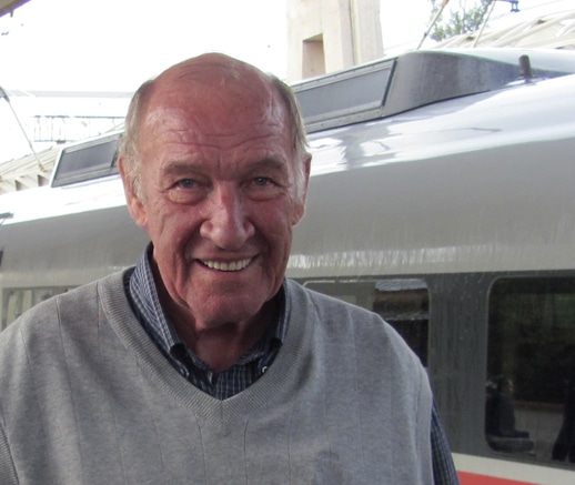 Bill-White