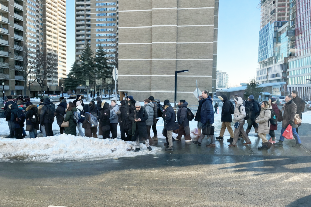 Disabled train near Union Station stalls GO trains across GTA; long delays  expected